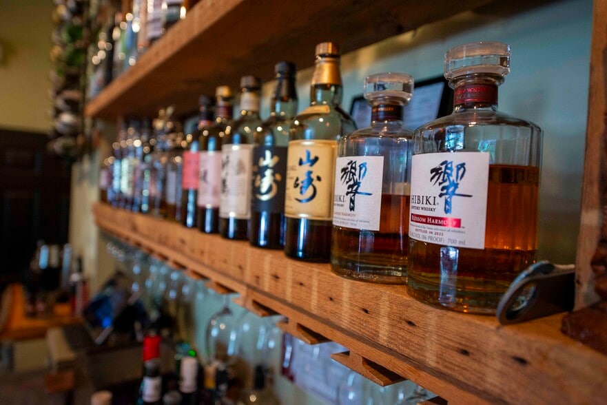 More Photos Of 1829 W Chicago Ave, Chicago Storefront Retail Residential For Lease