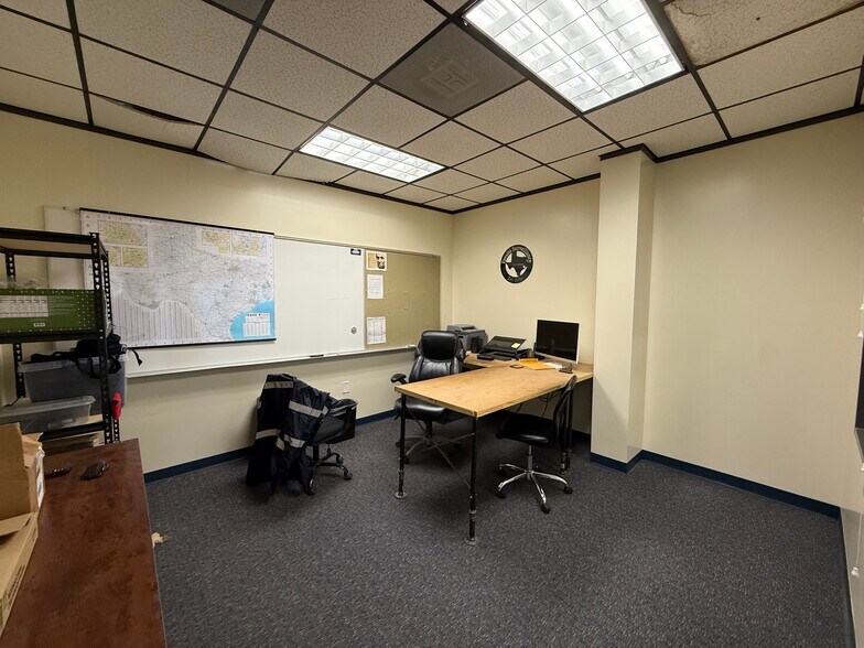 More Photos Of 6614 Bourgeois Rd, Houston Warehouse For Sale