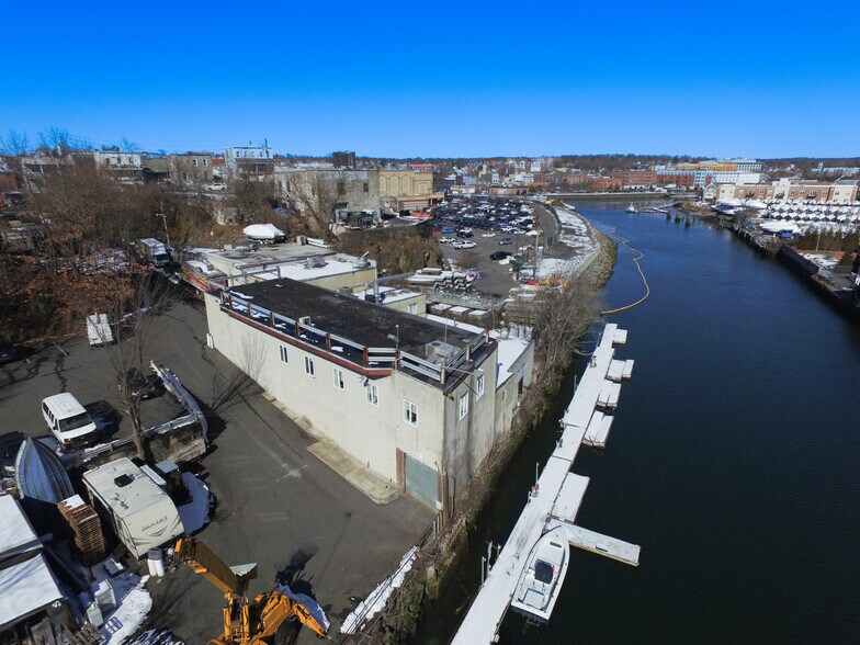 More Photos Of 1 Martin Pl, Port Chester Manufacturing For Lease