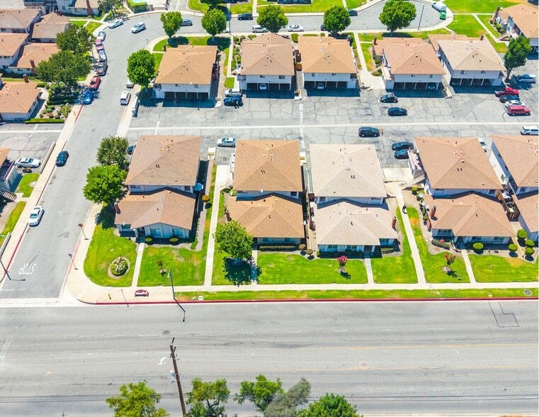More Photos Of 7440-7446 Carnelian St, Rancho Cucamonga Apartments For Sale