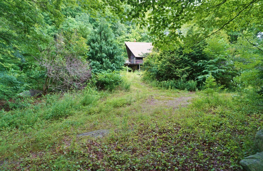 More Photos Of 1409 Main St, Coventry Land For Sale