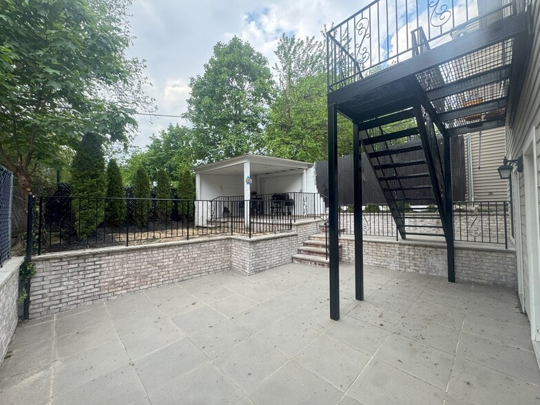 More Photos Of 48 S Bleeker St, Mount Vernon Apartments For Sale