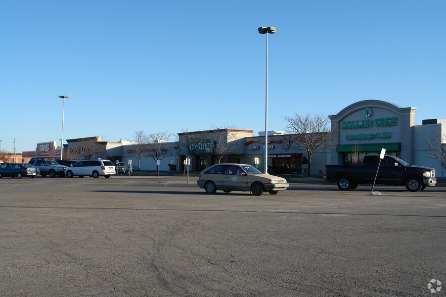More Photos Of 632 Tuttle Creek Blvd, Manhattan Unknown For Lease