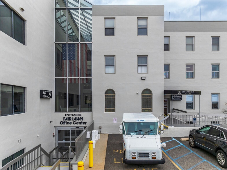 More Photos Of 15-01 Broadway, Fair Lawn Medical For Sale