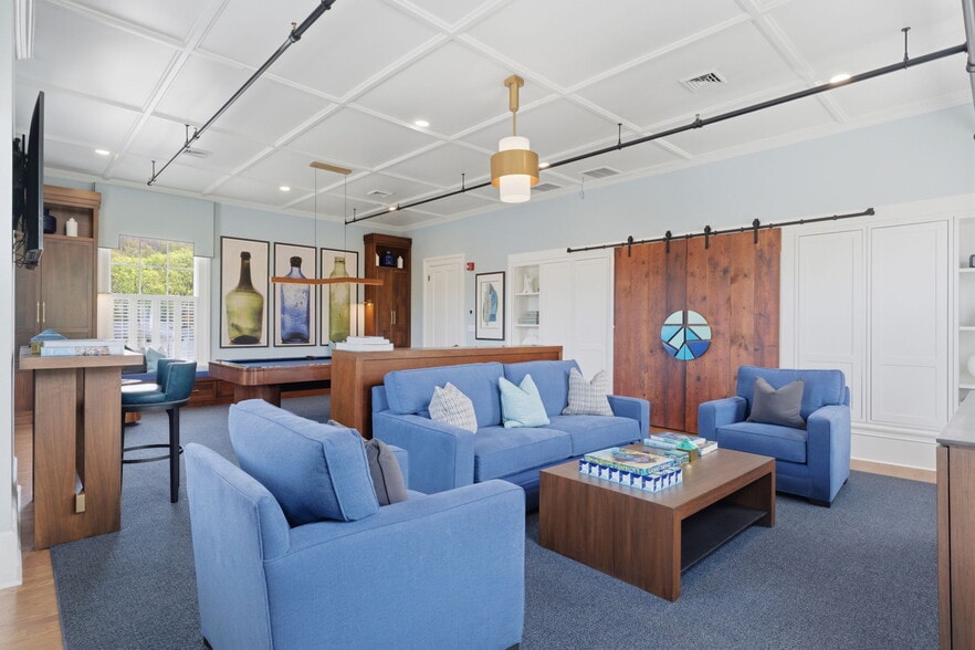 More Photos Of 10 Front St, Canton Loft Creative Space For Sale