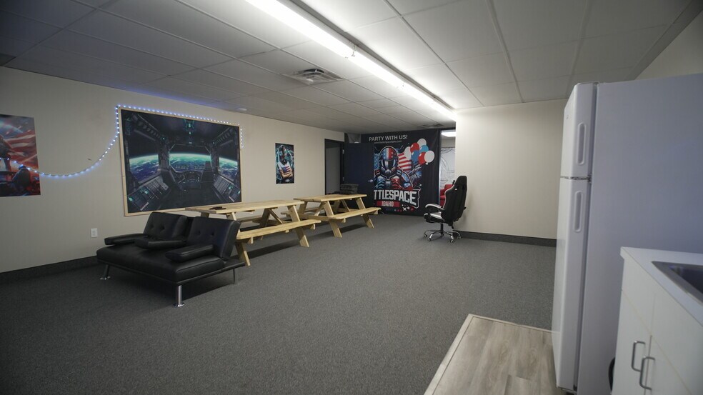 More Photos Of 3555-3559 W Wright St, Boise Light Manufacturing For Lease