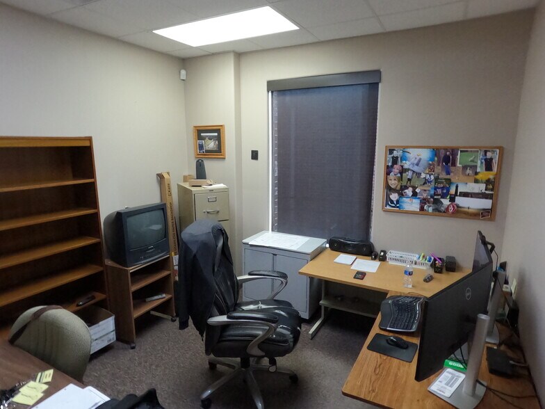 More Photos Of 6570 Naaman Forest Blvd, Garland Medical For Sale