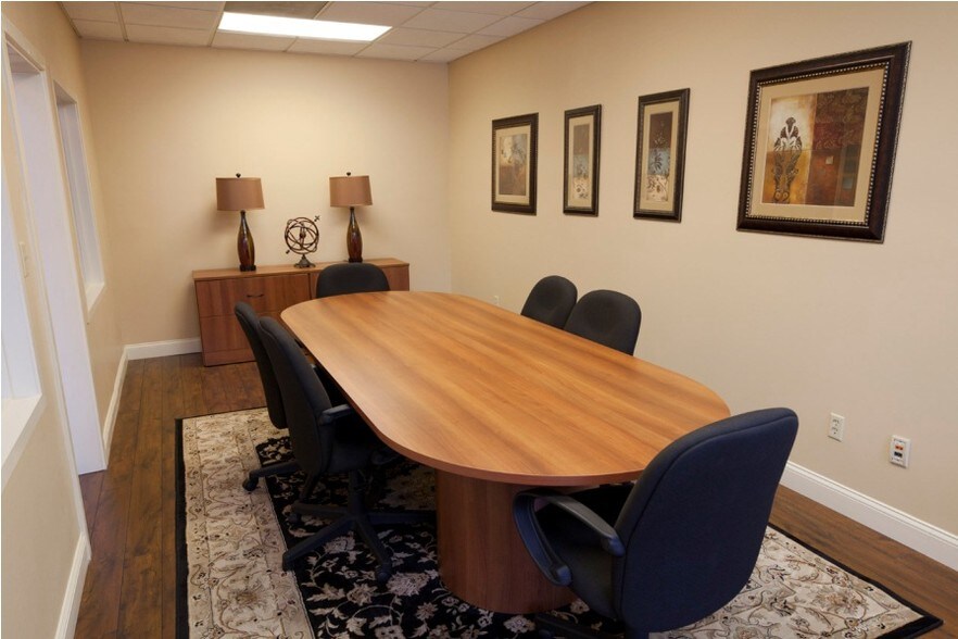 More Photos Of 8826 Goodbys Executive Dr, Jacksonville Office For Lease