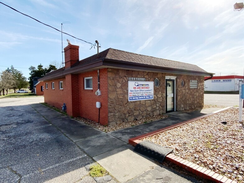 Primary Photo Of 801 Erwin Rd, Dunn Office For Sale