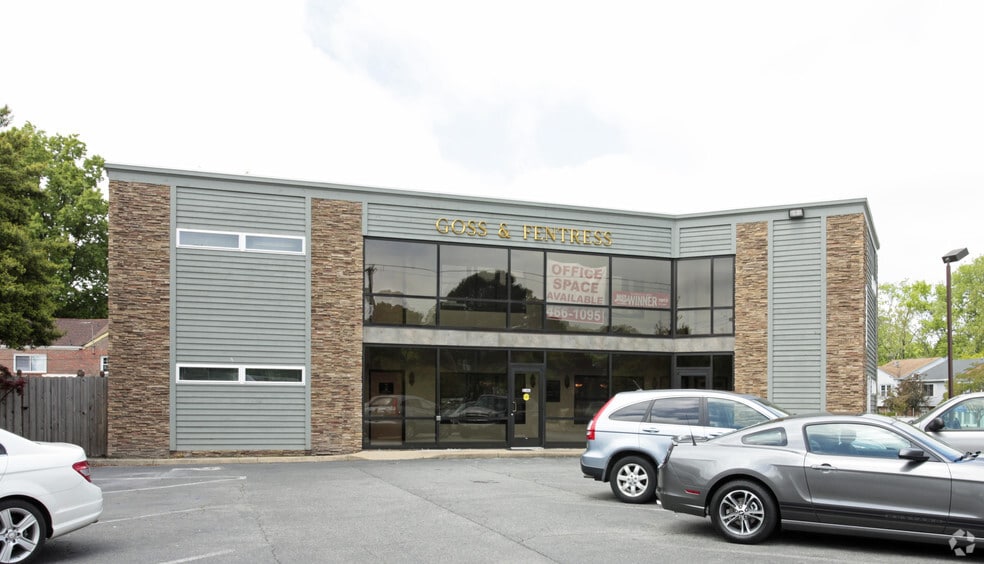 More Photos Of 735 Newtown Rd, Norfolk Office For Sale