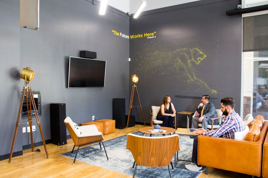 More Photos Of 5301 Alpha Rd, Dallas Coworking Space