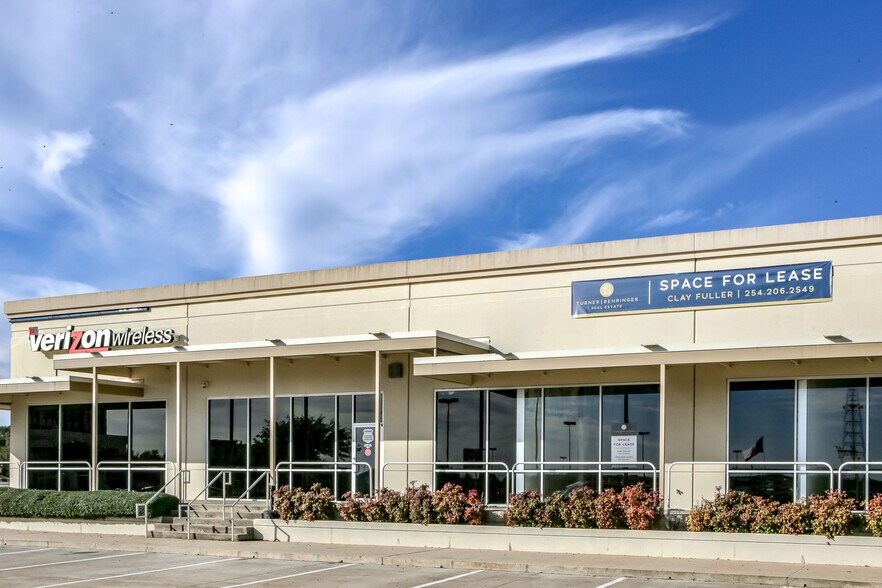 More Photos Of 5401 Bosque Blvd, Waco Unknown For Lease