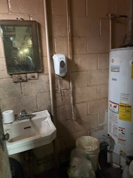 More Photos Of 718 E 163rd St, Cleveland Warehouse For Sale