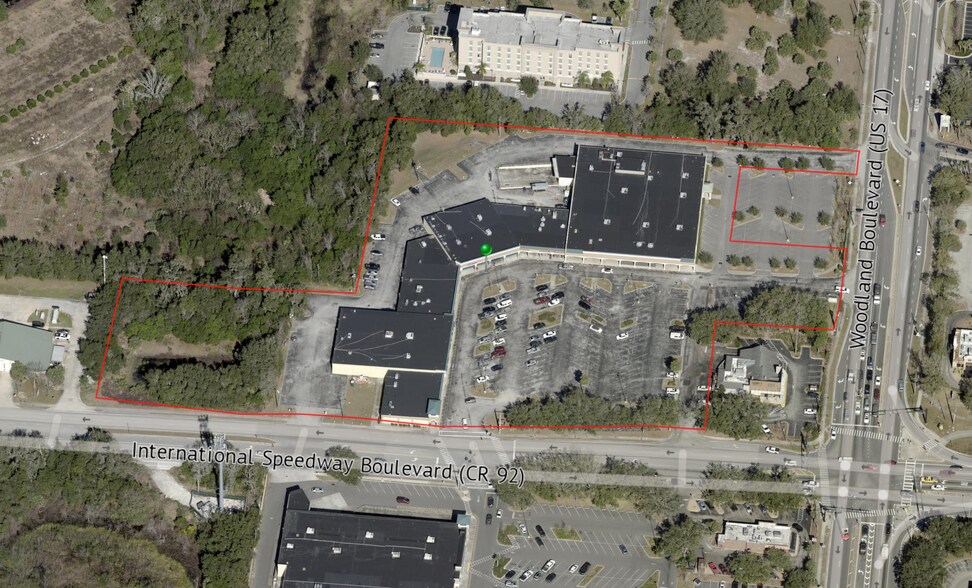 More Photos Of 1588 N Woodland Blvd, Deland Unknown For Lease