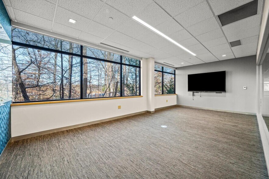 More Photos Of 690 Stockton Dr, Exton Office For Lease