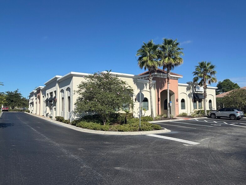 More Photos Of 5460-5466 Village Dr, Rockledge Unknown For Lease