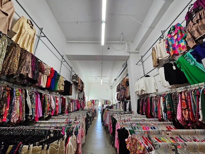 More Photos Of 1458 S San Pedro St, Los Angeles Freestanding For Sale