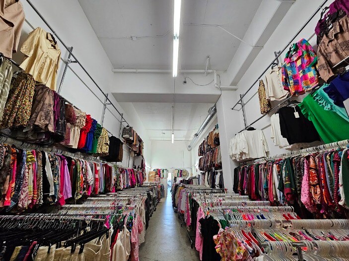 More Photos Of 1458 S San Pedro St, Los Angeles Freestanding For Sale