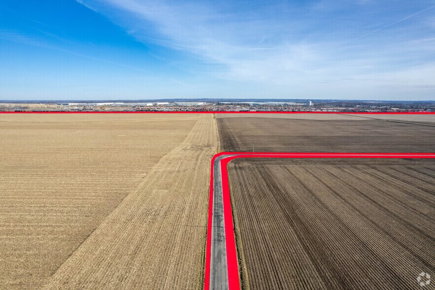 More Photos Of Rickenbacker South, Lockbourne Land For Sale