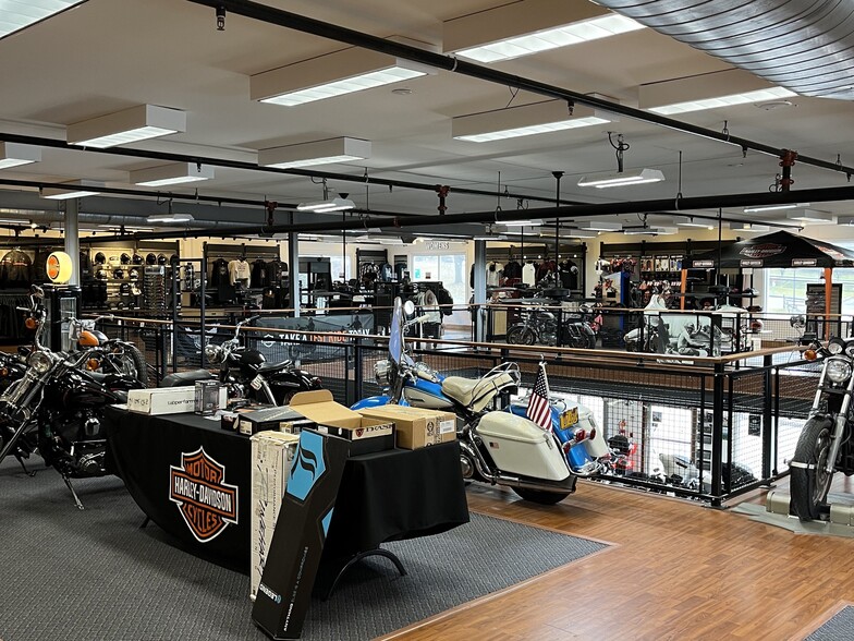 More Photos Of 1035 W Baltimore Pike, Media Freestanding For Sale