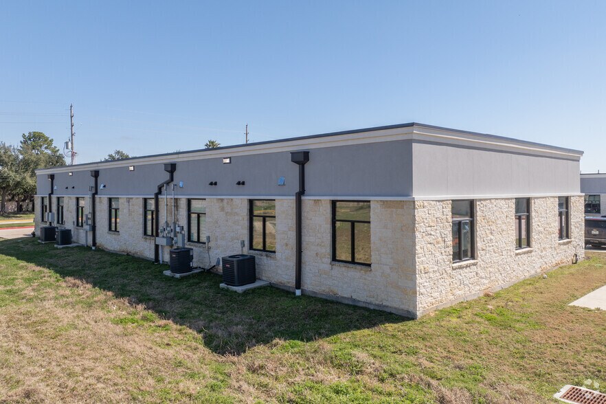 More Photos Of 26717 Westheimer Pky, Katy Office For Lease