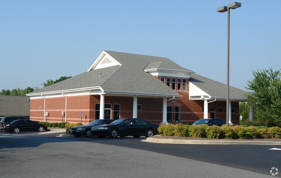 More Photos Of 231 S Herlong Ave, Rock Hill Medical For Lease