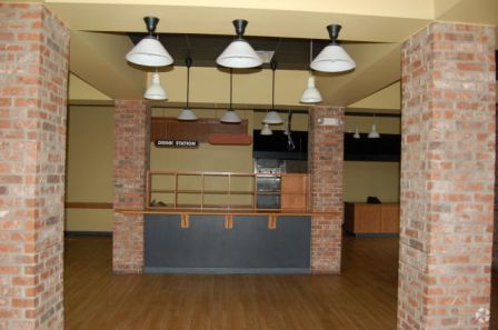 More Photos Of 1789 N Eastman Rd, Kingsport Restaurant For Lease