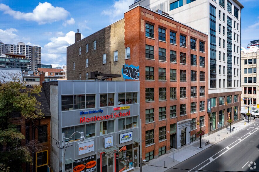 Primary Photo Of 296 Richmond St W, Toronto Office For Lease