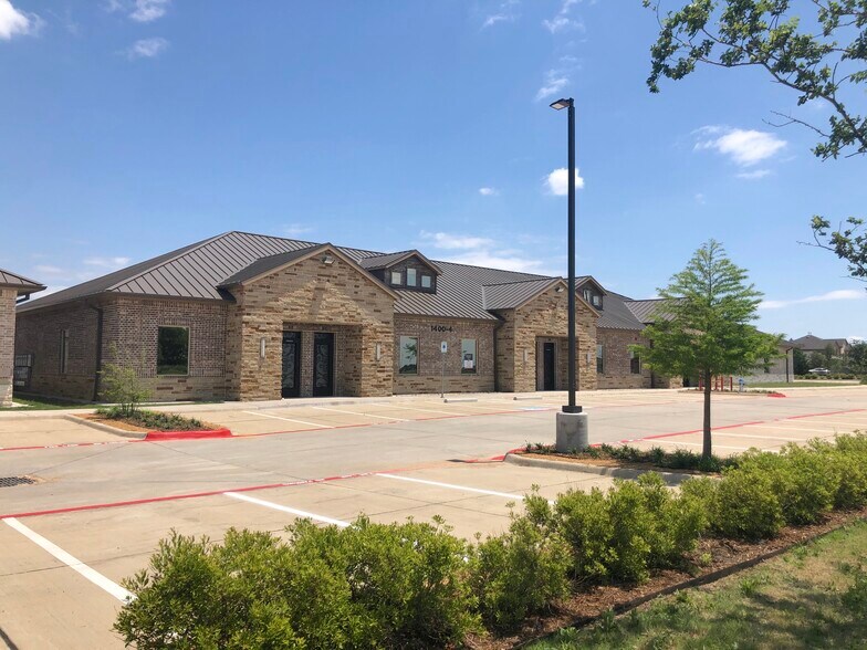 More Photos Of 1400 N Coit Rd, McKinney Medical For Lease