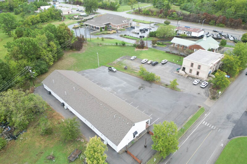 More Photos Of 531-537 Legion Dr, Harrodsburg Medical For Lease