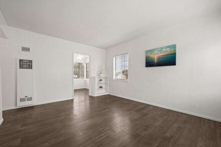 More Photos Of 2117 Stewart St, Santa Monica Apartments For Sale