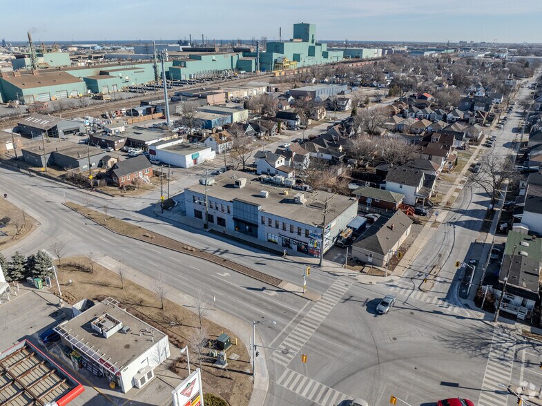 More Photos Of 350 Kenilworth Ave N, Hamilton Office For Lease