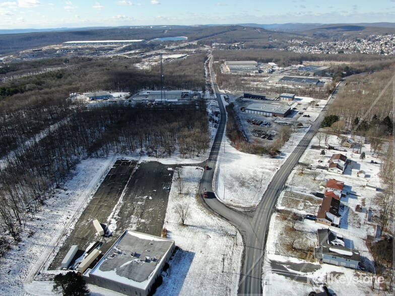 More Photos Of 178 Industrial Rd, Frackville Flex For Sale