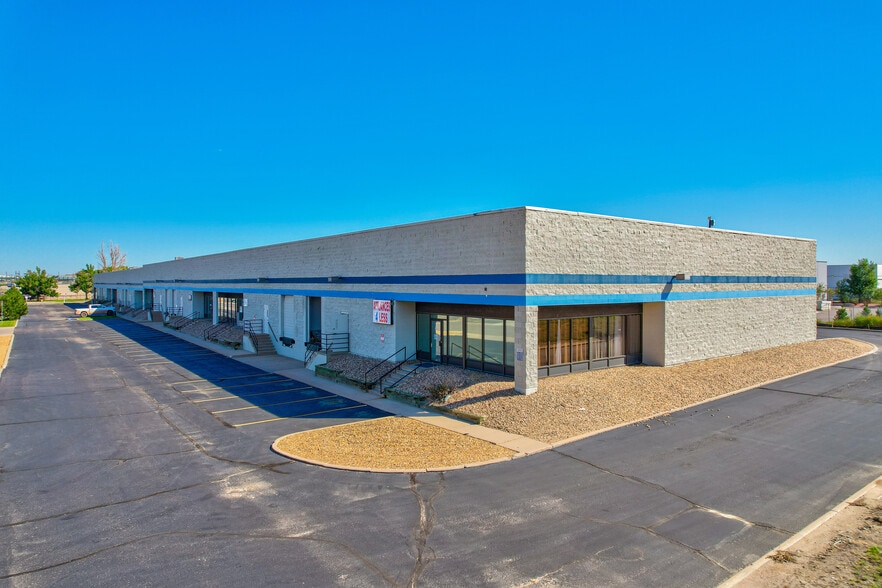 More Photos Of 3250 Oakland St, Aurora Warehouse For Lease