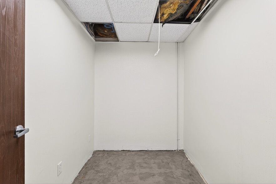 More Photos Of 5411 Valley Blvd, Los Angeles Warehouse For Lease