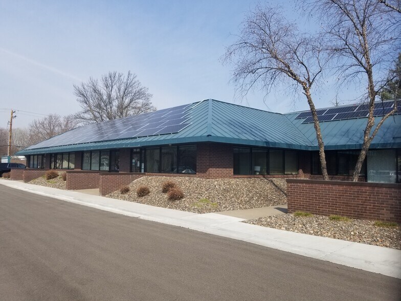 More Photos Of 3434 N Lexington Ave, Shoreview Medical For Lease