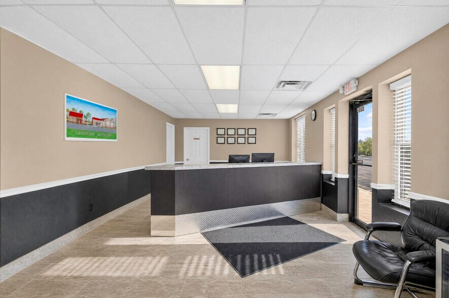 More Photos Of 412 N Mickey Mantle Blvd, Commerce Auto Repair For Sale