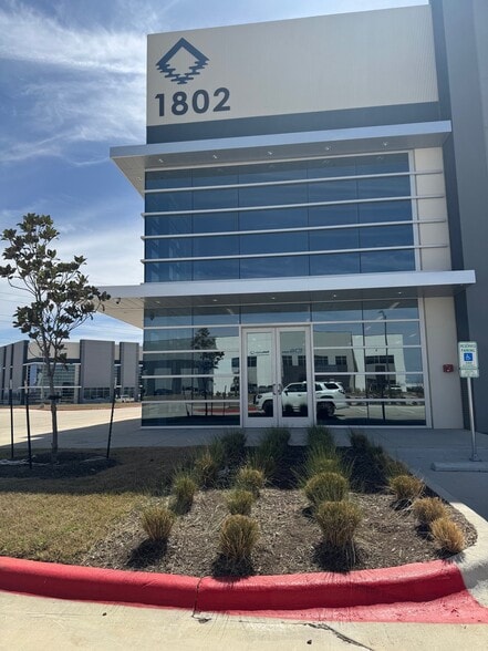 Primary Photo Of Aviation Dr, Georgetown Distribution For Lease