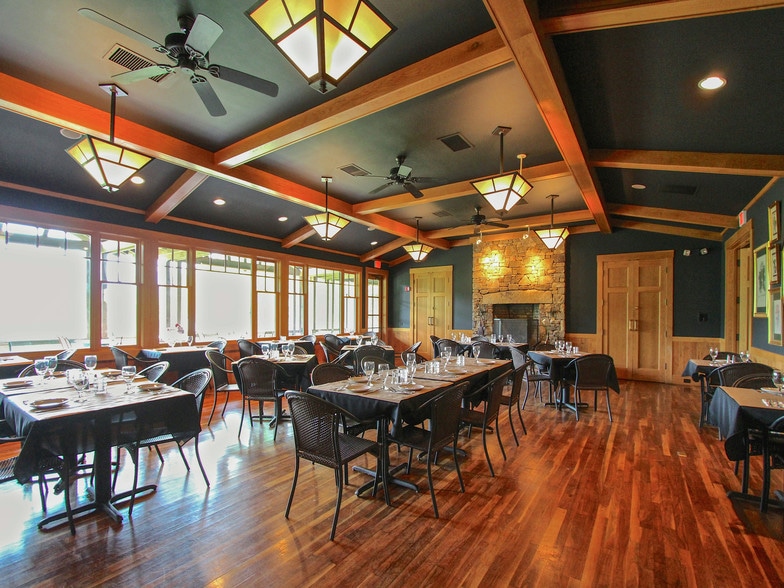 More Photos Of 9400 US-19 W, Bryson City Hotel For Sale