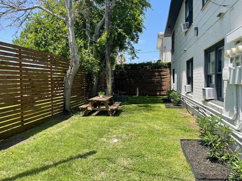 More Photos Of 5103 Avenue O, Galveston Apartments For Sale