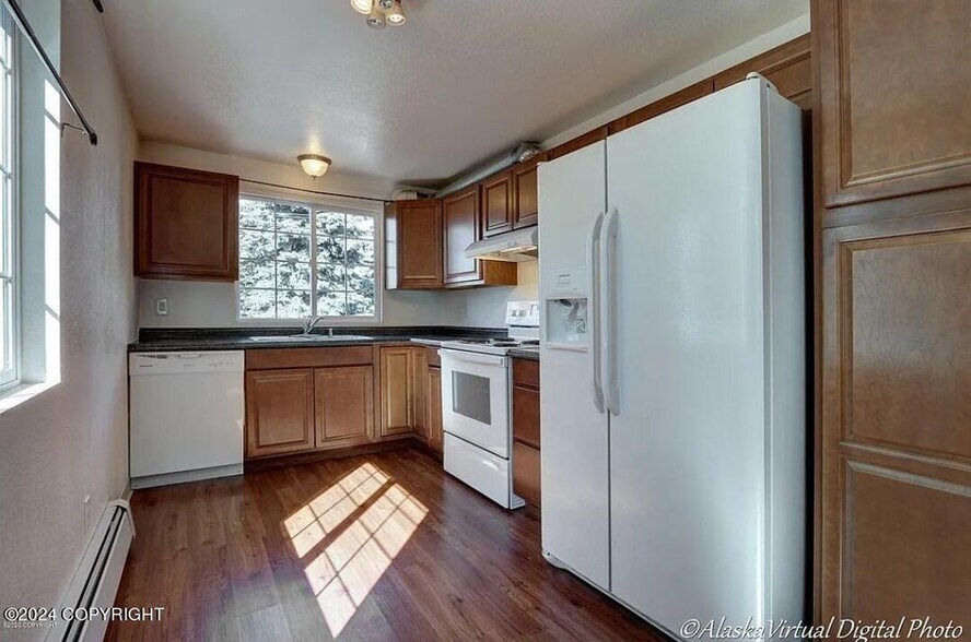 More Photos Of 911 E 10th Ave, Anchorage Apartments For Sale
