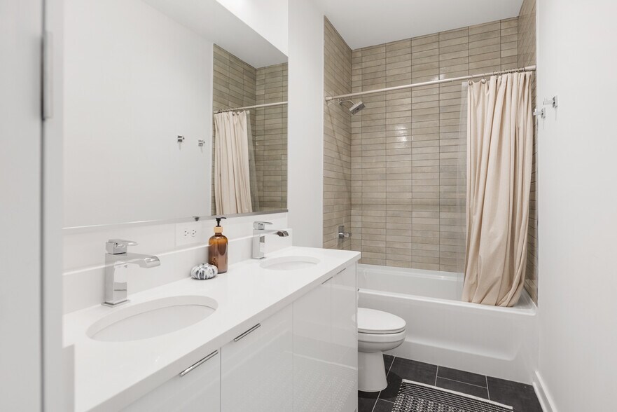 More Photos Of 1233 Lischey Ave, Nashville Apartments For Sale