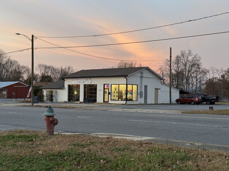 Primary Photo Of 510 N Green St, Morganton Freestanding For Lease