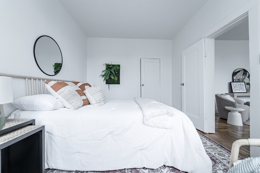 More Photos Of 1538 Thomas Ave, San Francisco Apartments For Sale