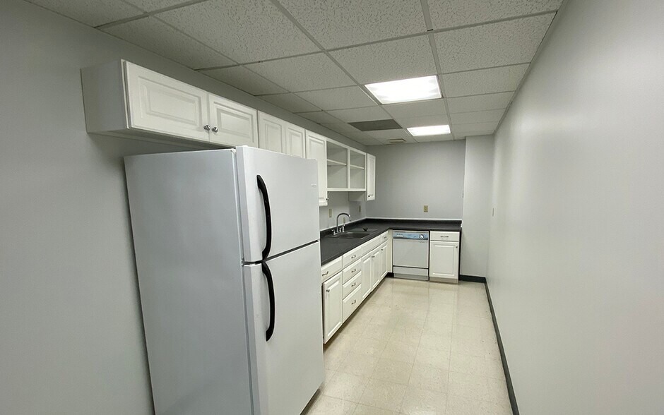 More Photos Of 225 Market St, Harrisburg Office For Lease