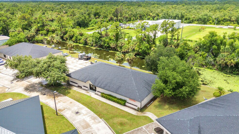Primary Photo Of 983 Tamiami Trl, Port Charlotte Office For Lease