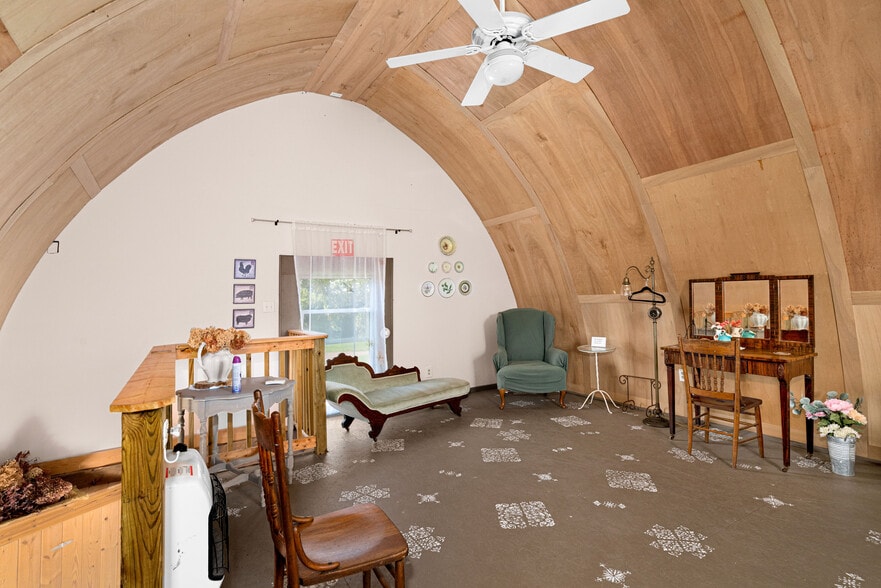 More Photos Of 60445 E Summit Rd W, Ashland Lodge Meeting Hall For Sale