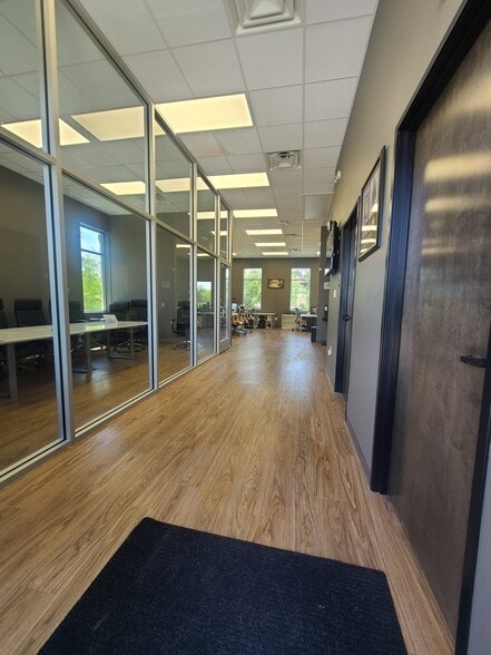 More Photos Of 240 O Connor Ridge Blvd, Irving Office For Sale