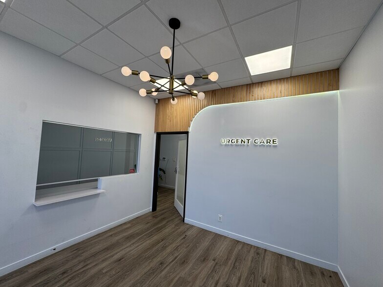 More Photos Of 7911-7927 Garden Grove Blvd, Garden Grove General Retail For Lease