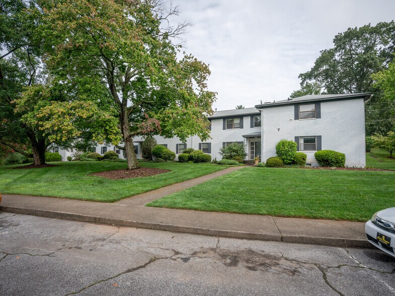 More Photos Of 615 Biltmore Ave, Asheville Apartments For Sale